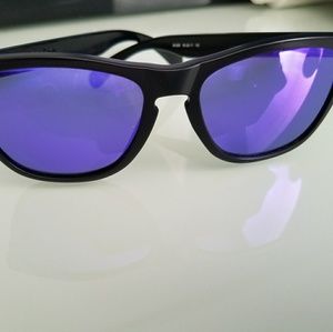 Oakley Frogskin